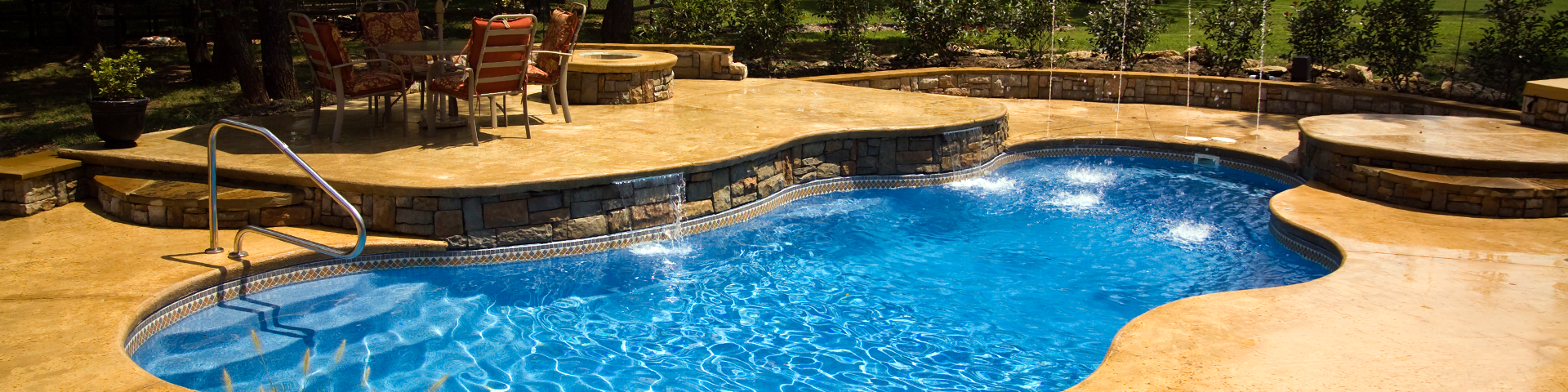 Freeform Fiberglass Pools